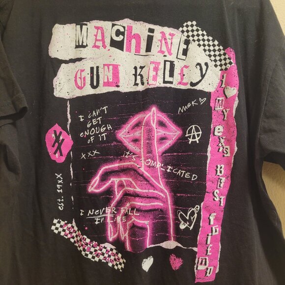 Hot Topic Machine Gun Kelly Size Large Tee - Picture 6 of 6